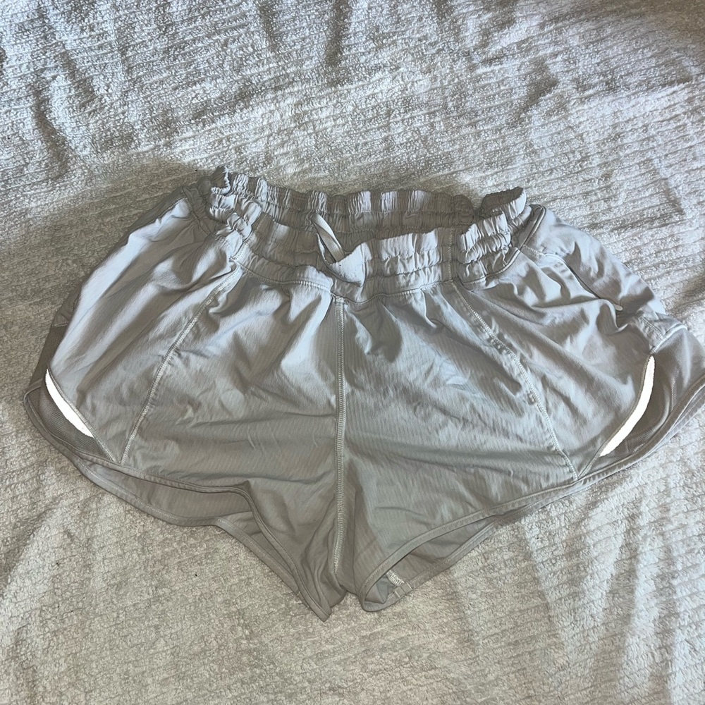 Lululemon Athletica Gray Athletic Shorts Lightweight Elastic Waist